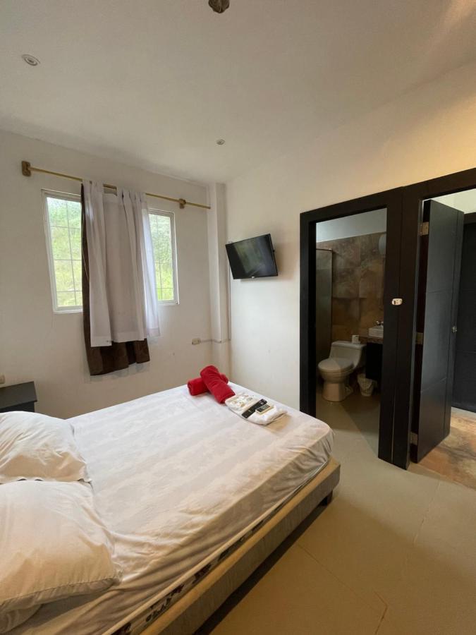 Montañita Kiwi Suites Hostel المظهر الخارجي الصورة