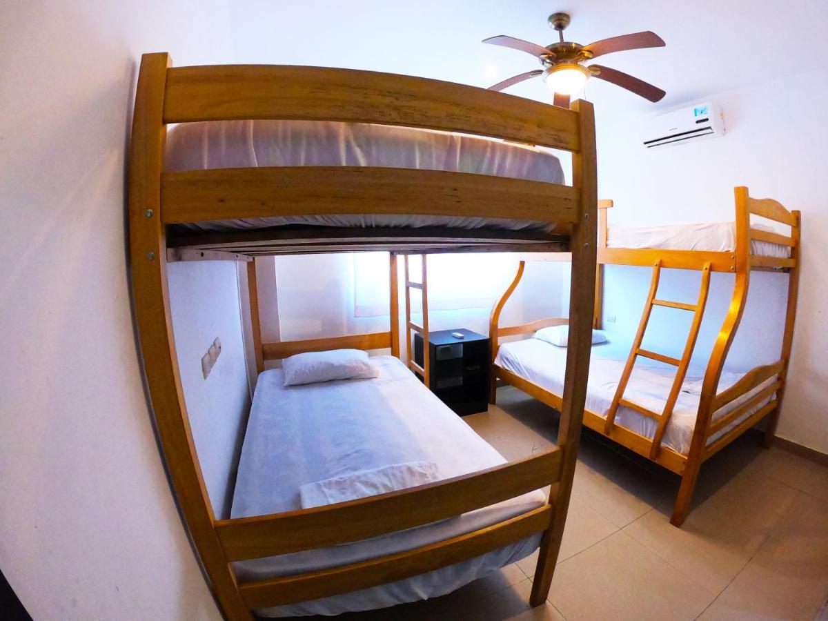 Montañita Kiwi Suites Hostel المظهر الخارجي الصورة
