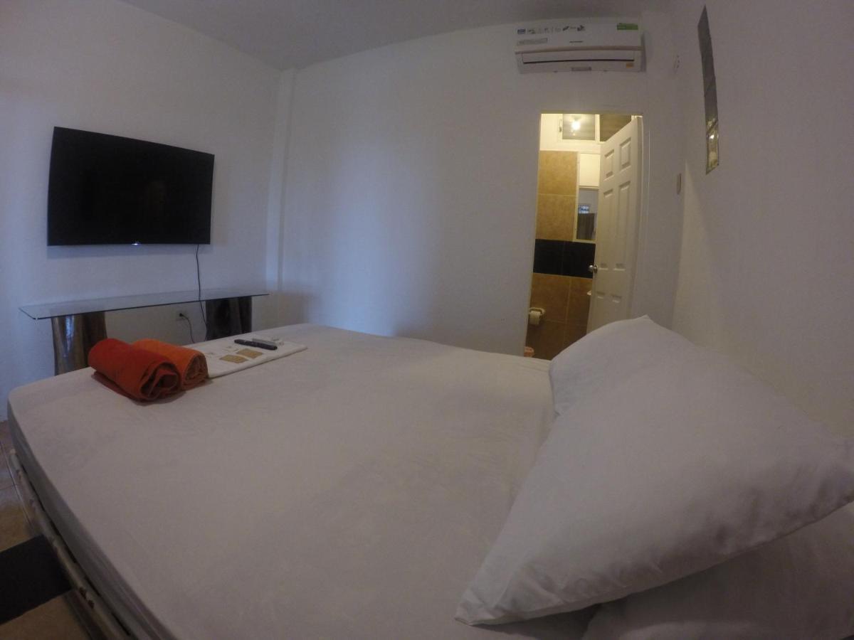 Montañita Kiwi Suites Hostel المظهر الخارجي الصورة