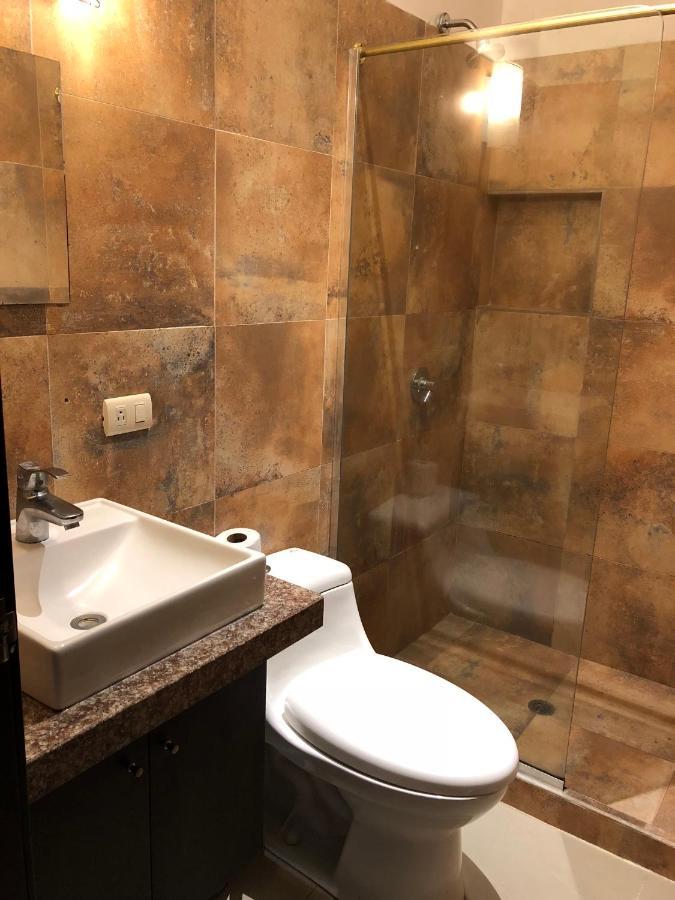Montañita Kiwi Suites Hostel المظهر الخارجي الصورة