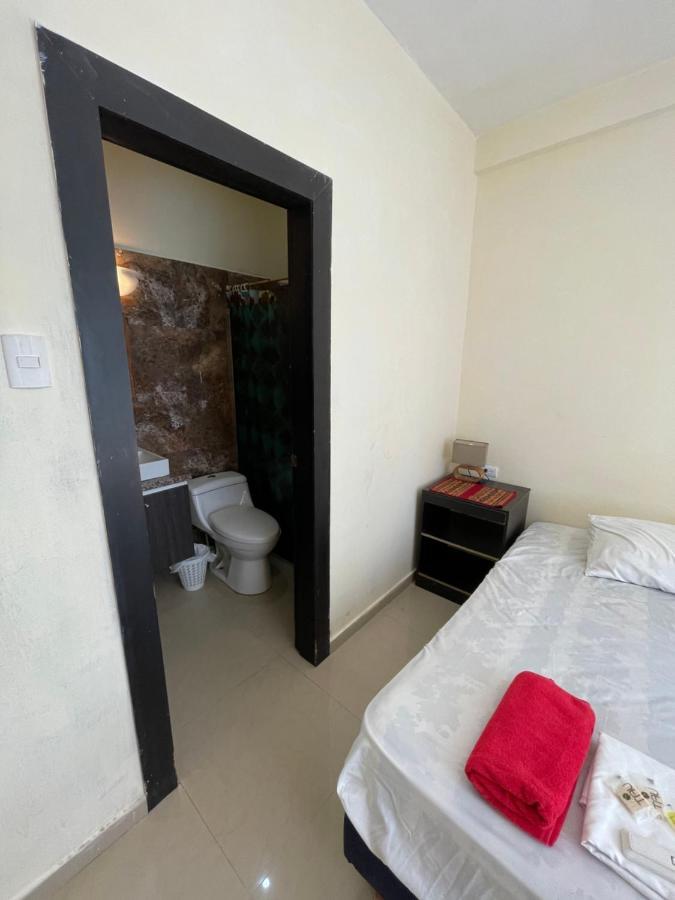 Montañita Kiwi Suites Hostel المظهر الخارجي الصورة