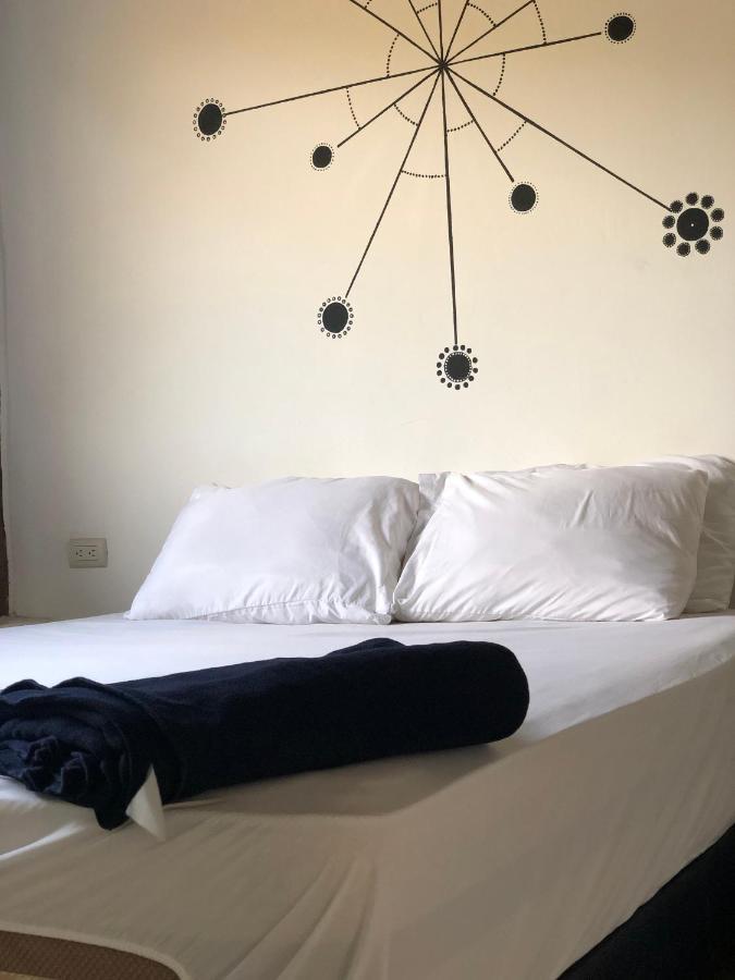 Montañita Kiwi Suites Hostel المظهر الخارجي الصورة