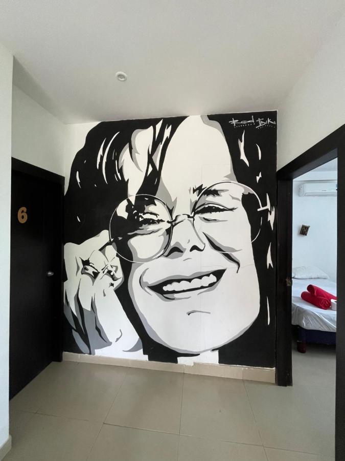 Montañita Kiwi Suites Hostel المظهر الخارجي الصورة