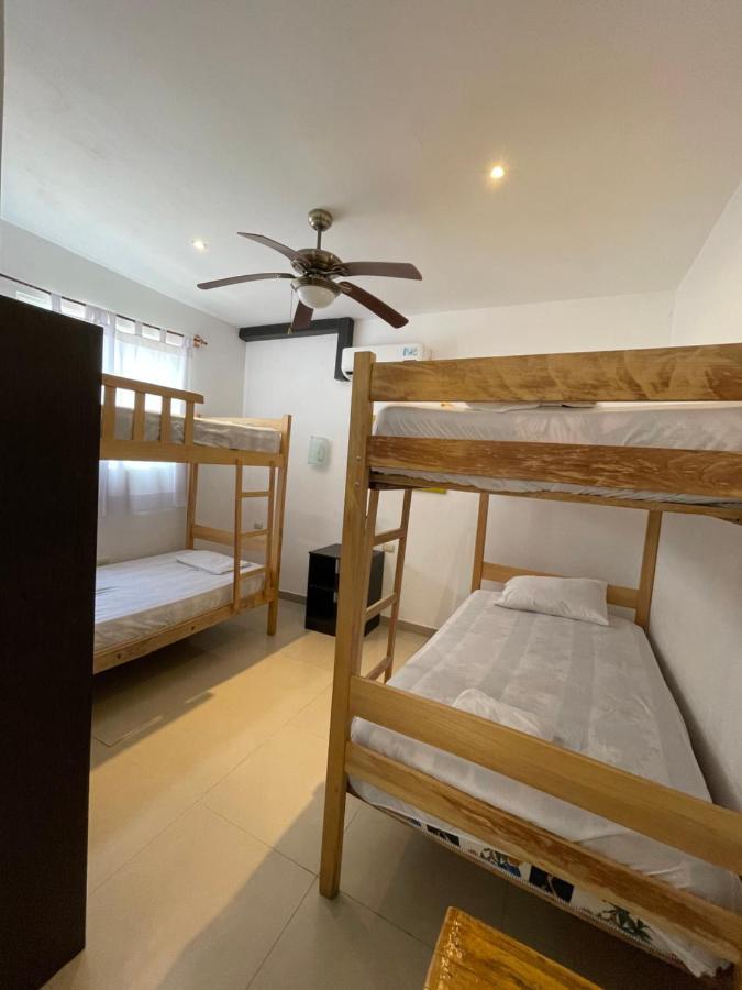 Montañita Kiwi Suites Hostel المظهر الخارجي الصورة